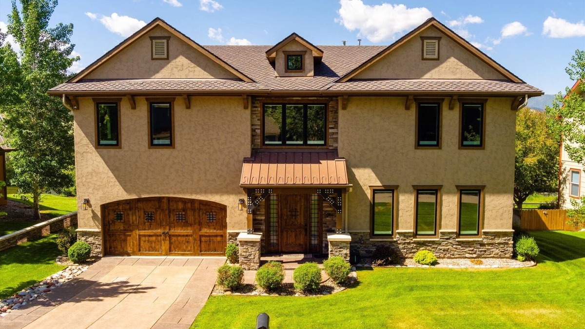 Carbondale House | WATERFRONT & Mt. Sopris VIEWS! Fly-fishing Custom Home, incl. 2 fishing badge