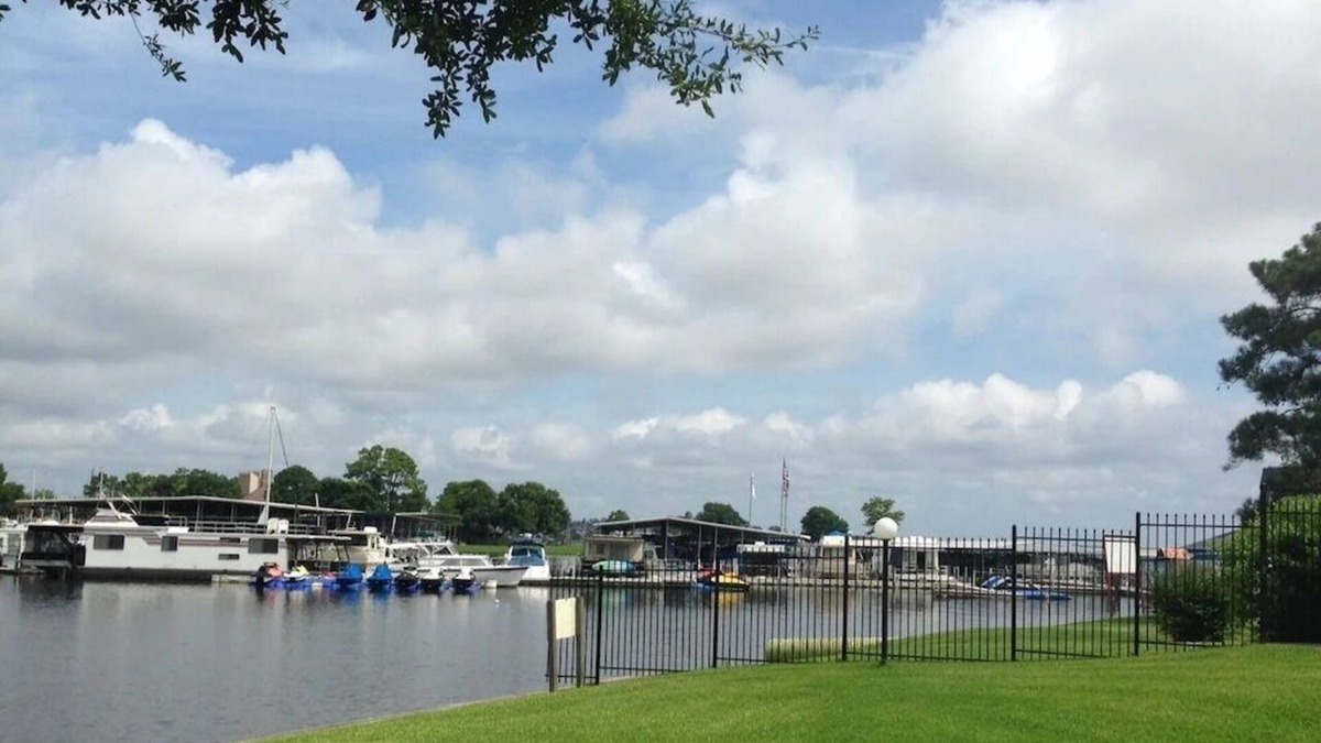 Walden on Lake Conroe Condo | Waterfront Newly Renovated Ground Floor Condo Overlooking A Full-Service Marina