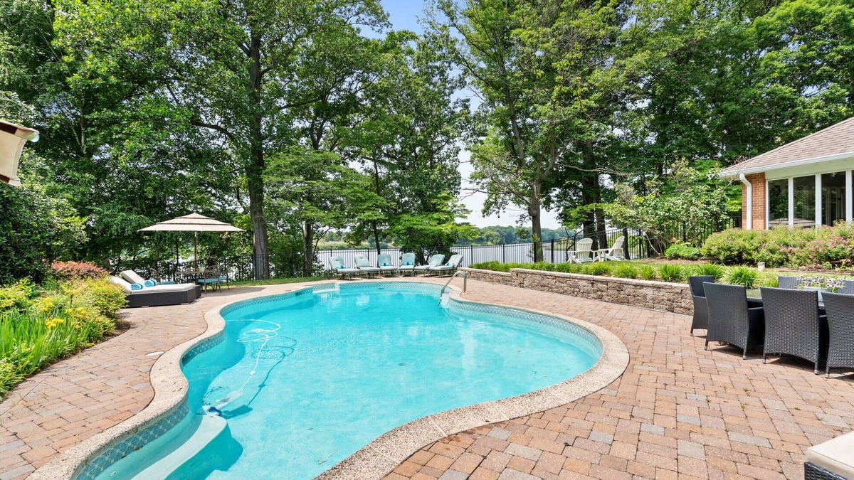 Centreville House | Waterfront oasis, tranquil masterpiece for relaxing and recreating beautifully