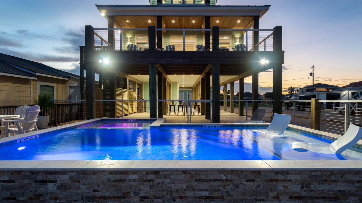 Aransas County House | Waterfront Paradise with Custom Pool, Lighted Pier & Bay Views - Sleeps 10