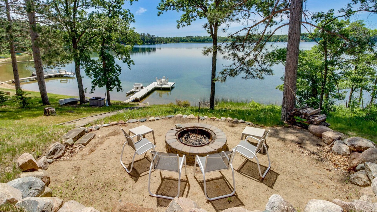 Pequot Lakes Cabin | Waterfront Pequot Lakes Cabin: Fire Pit + Views!