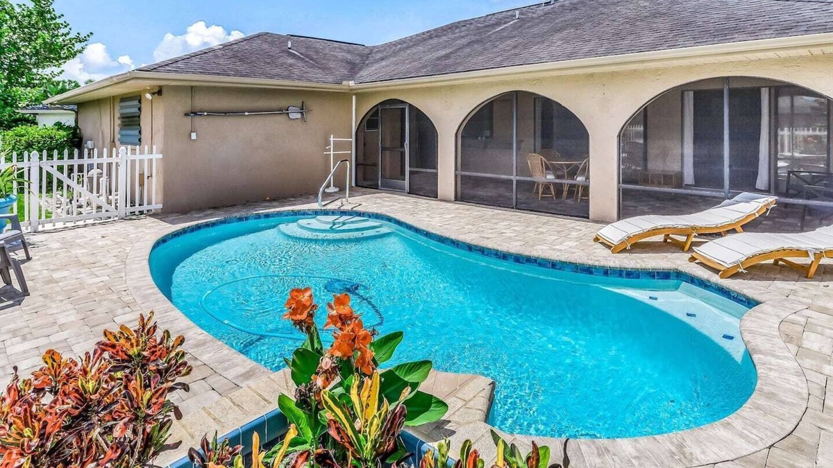 Port Charlotte - Charlotte Harbor House | Waterfront Pool Home Canal Front in Quiet Area