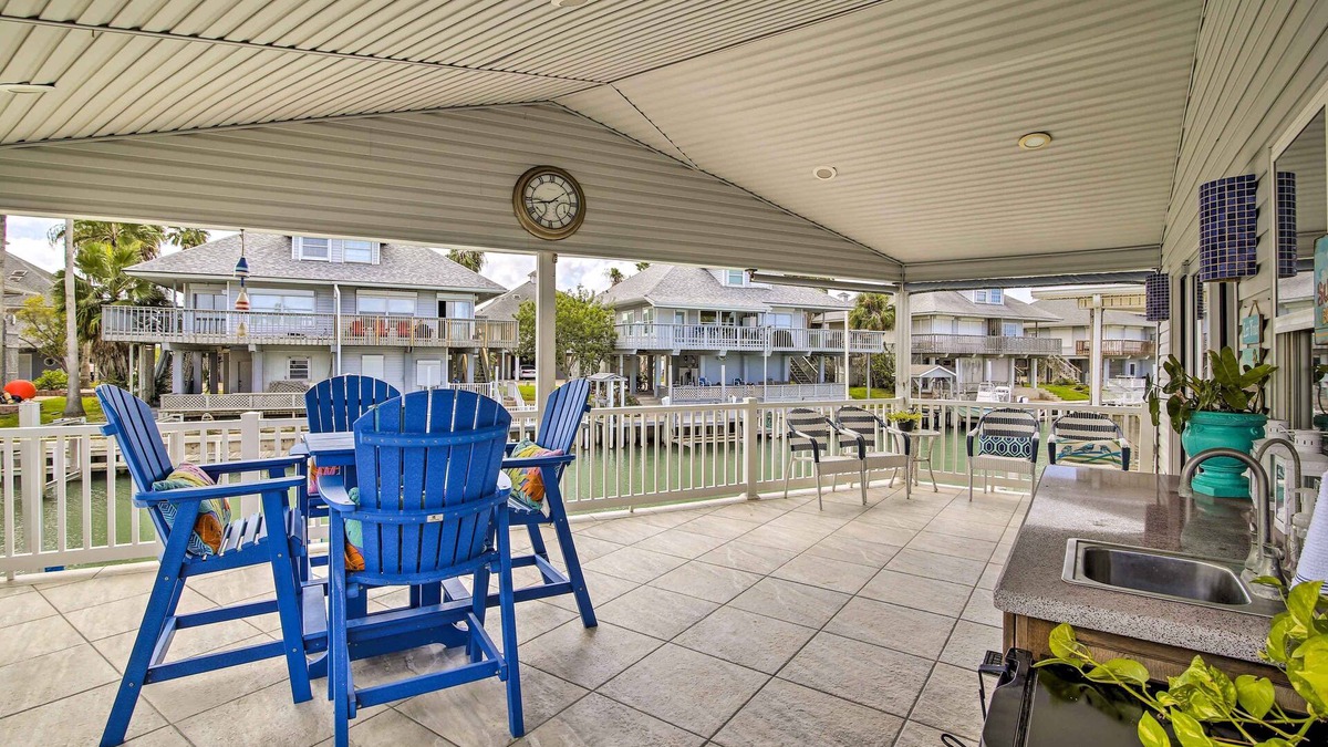 Port Isabel House | Waterfront Port Isabel Getaway: Bring Your Pet!