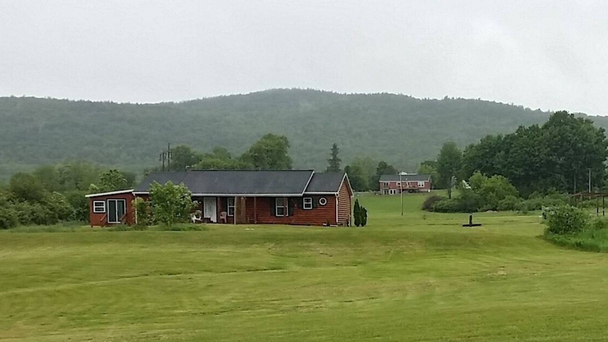 North Lake George Cottage | Waterfront Ranch with Dock and private recreational area on Lake George Sleep 10