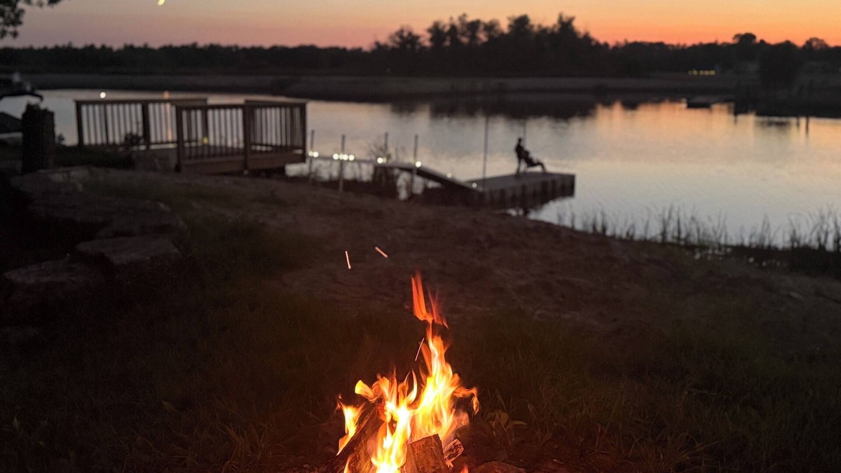 Petersfield Cottage | Waterfront Retreat with Dock & Fireplace – Hunt, Fish, or Simply Escape