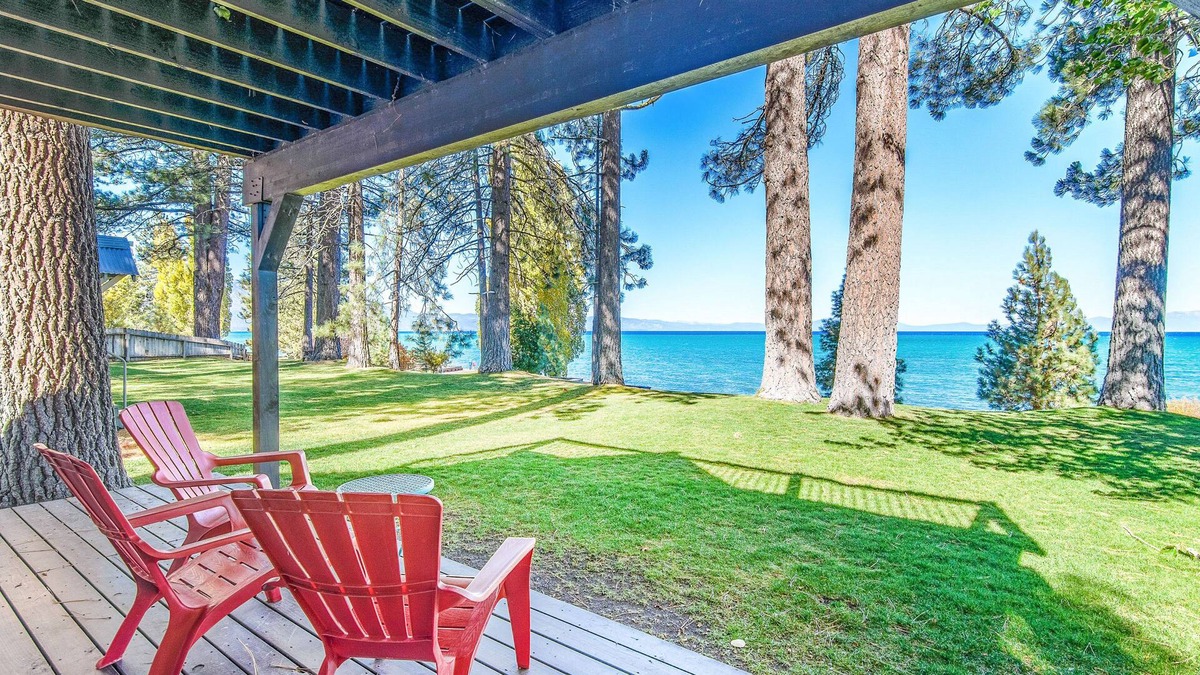 Al Tahoe House | Waterfront S. Lake Tahoe Property with 2 Houses - Near Downtown and Casinos