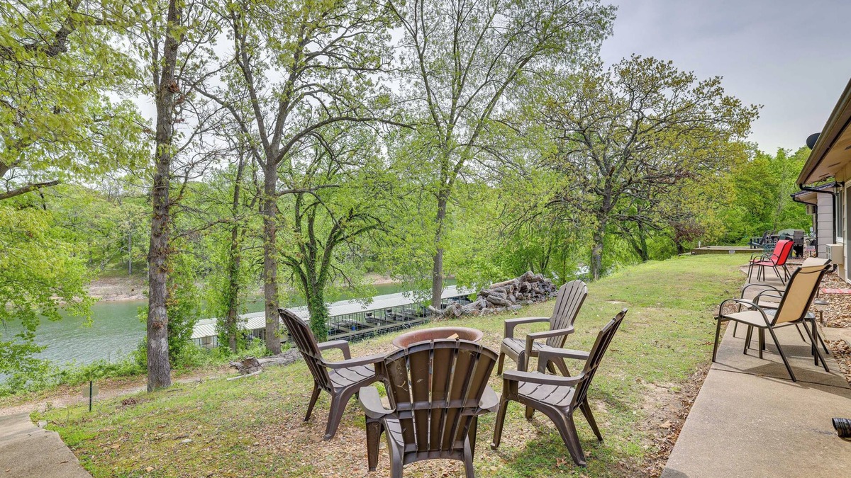 Shell Knob Apartment | Waterfront Shell Knob Haven: Fire Pit, Lake Access