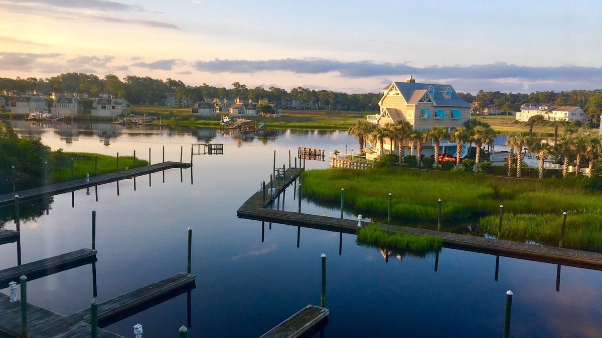 Little River Condo | Waterfront Splendor/Snowbirds Welcome/2B/2B Condo/Quiet Golf Course Comm.