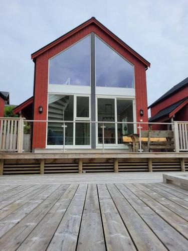 Ballstad House | Waterfront Suite l Ballstad l Lofoten l Norway