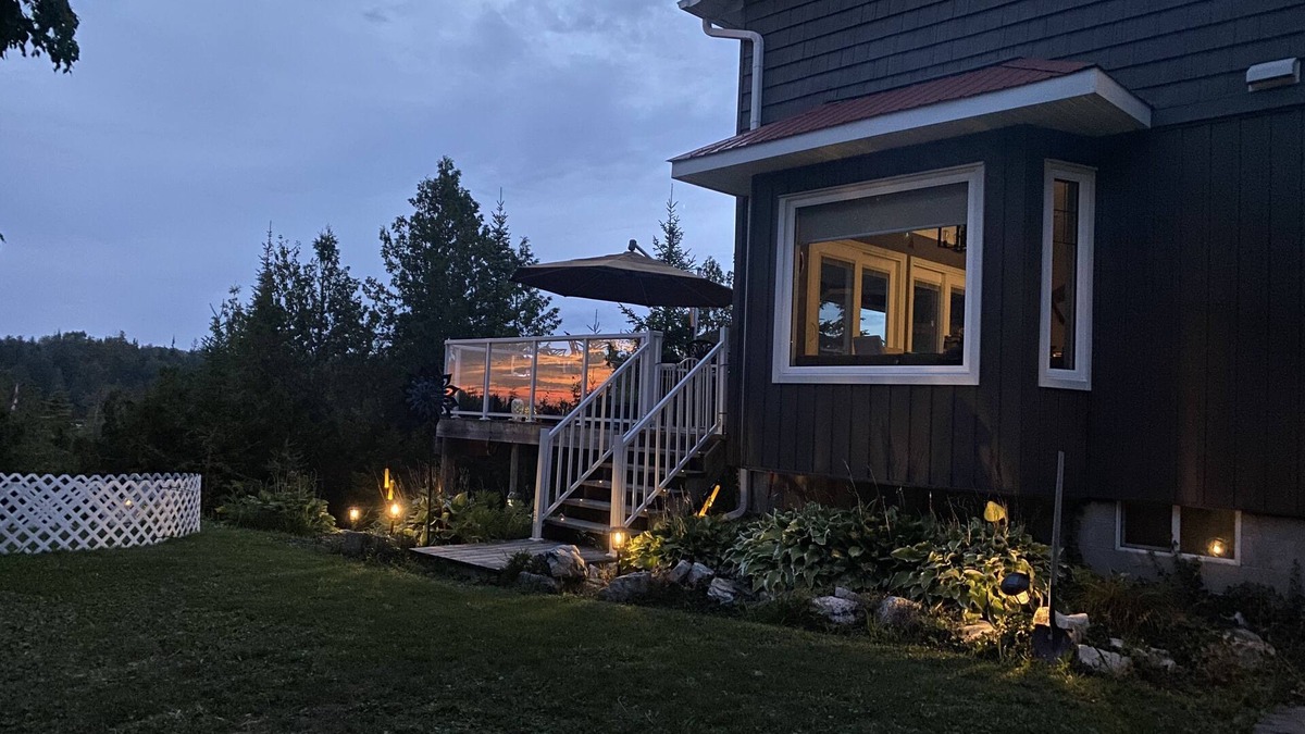 Tobermory Cottage | Waterfront Tobermory Property with Dock