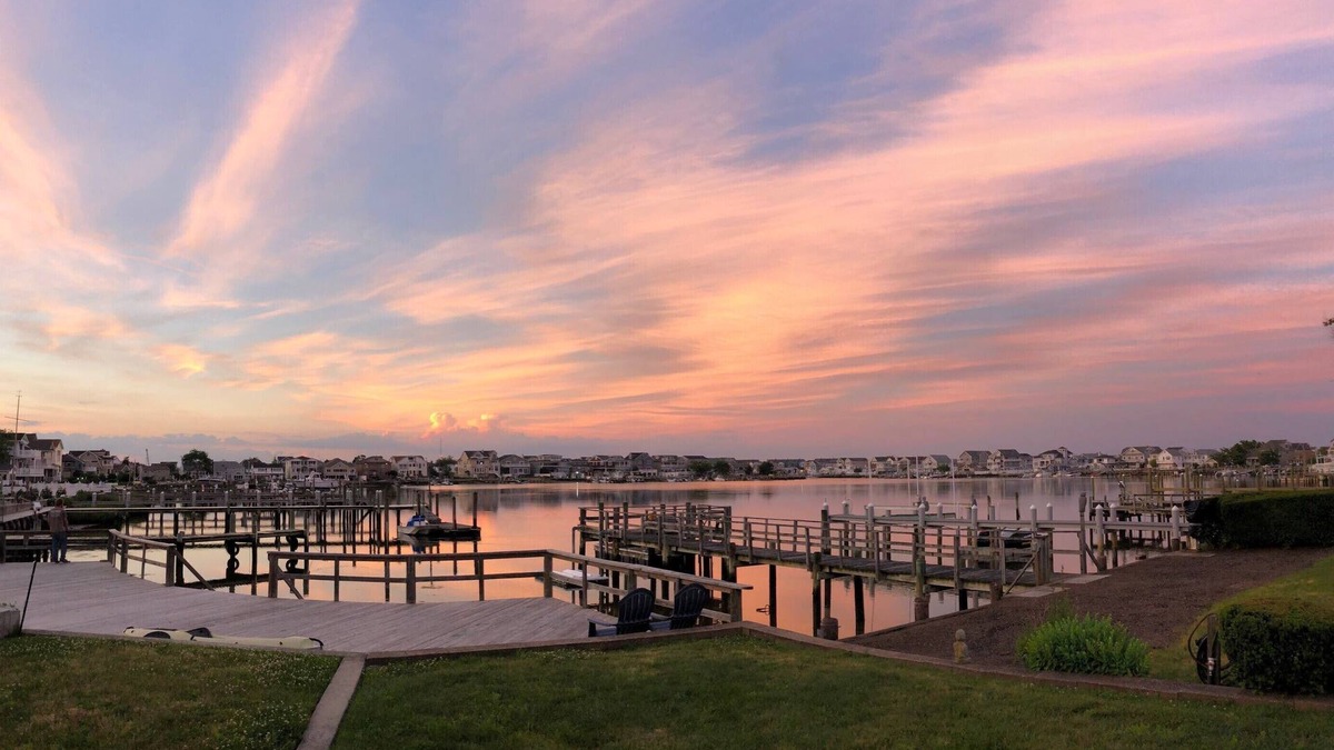 Point Pleasant Beach House | Waterfront Lake/Beach House, Two Blocks to the Beach-Central A/C -7 Lake Terrace