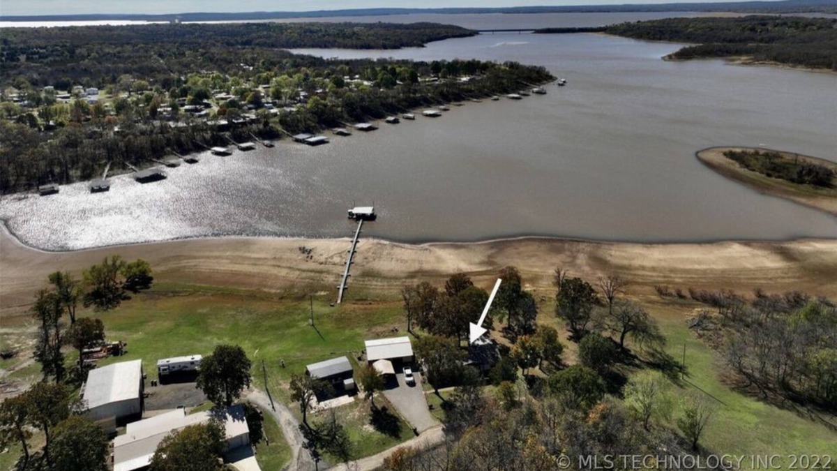 Checotah House | Waterfront With Boat slip