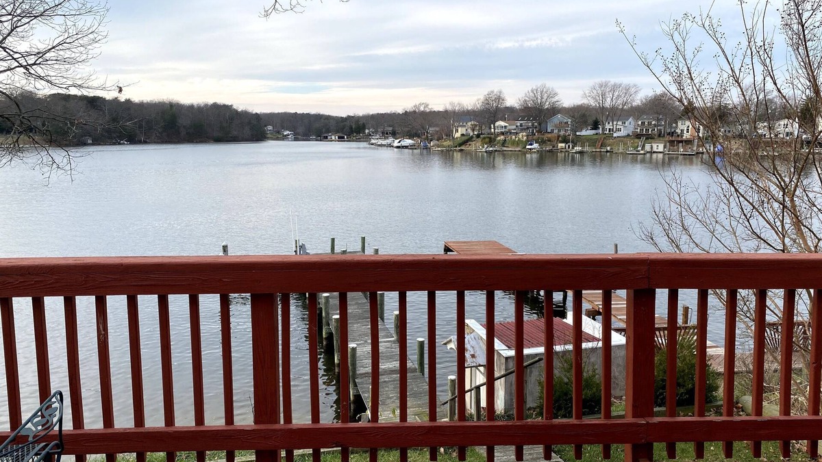 Green Haven House | Waterfront With Relaxing Views