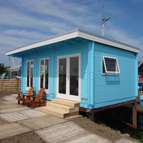 Lauwersoog House | Waterhuisjes op de pier van LauwersmeerPlezier!