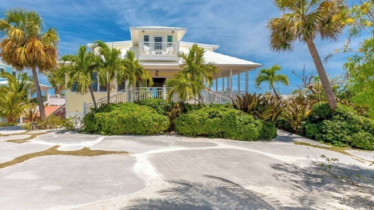 Hope Town Villa | WaterMark Villa Ocean Frontn with Dock on NorthEnd , HopeTown