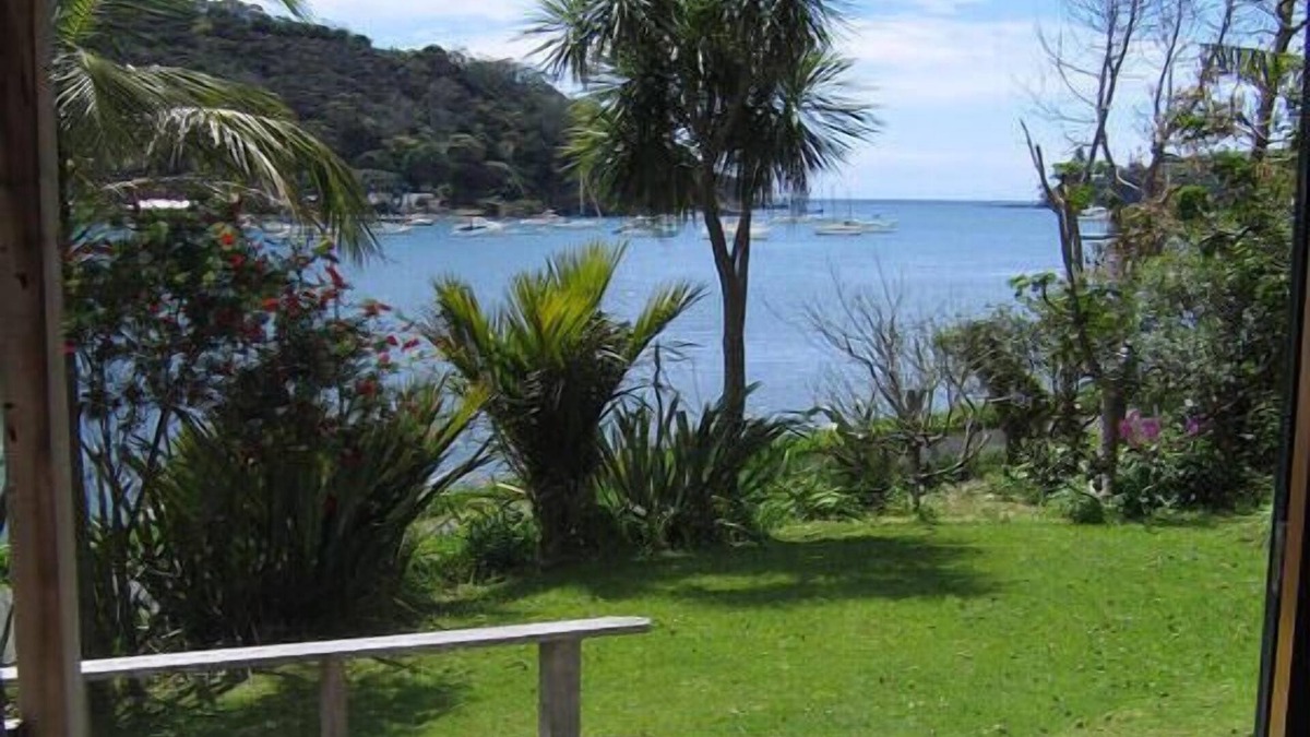 Mangonui House | Waters Edge Mill Bay
