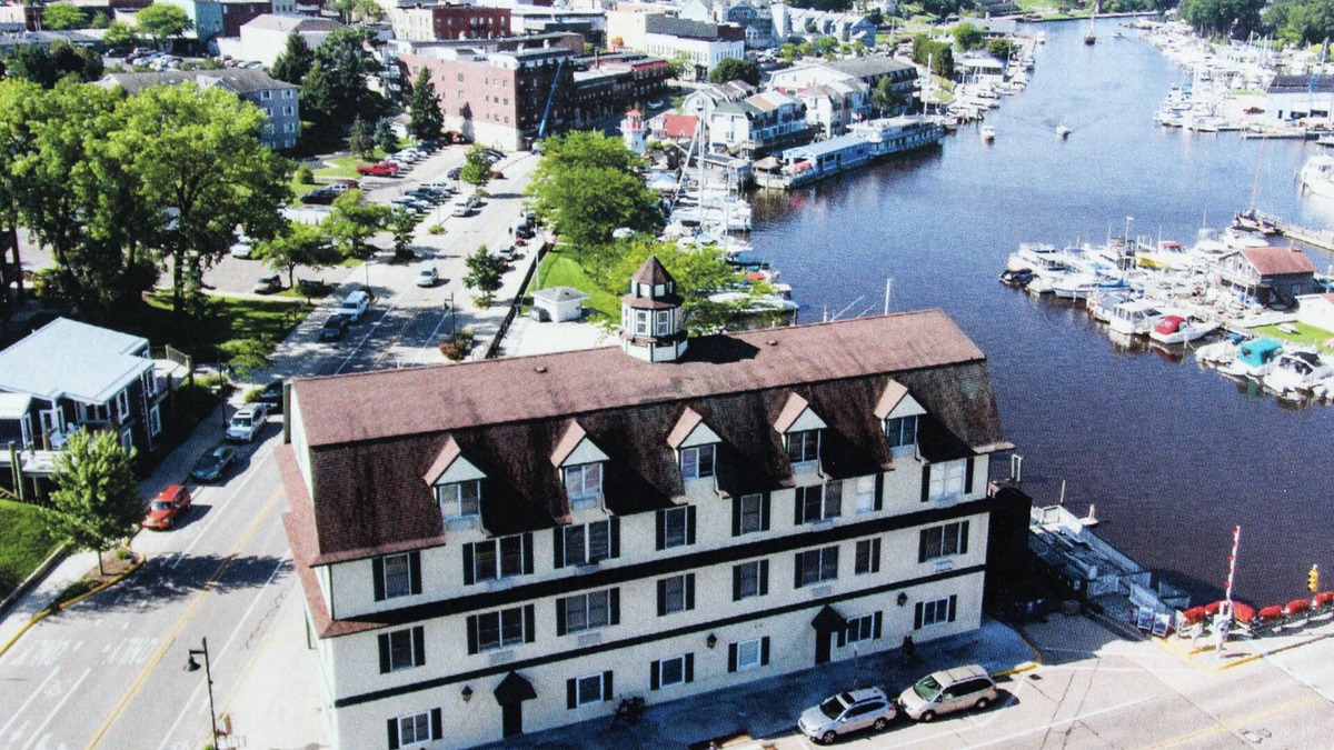 South Haven Condo | Waters Edge - Walking distance to everything!