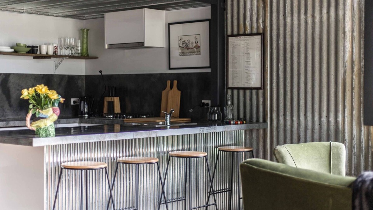 Robertson Cottage | WATERSHED Robertson - a chic shed conversion