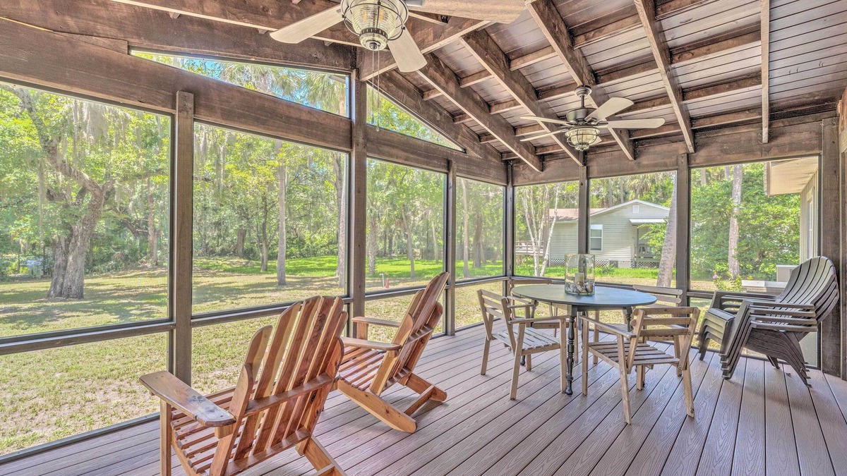 Crystal River House | Waterside Angler’s Heaven: Crooked River Fish Camp