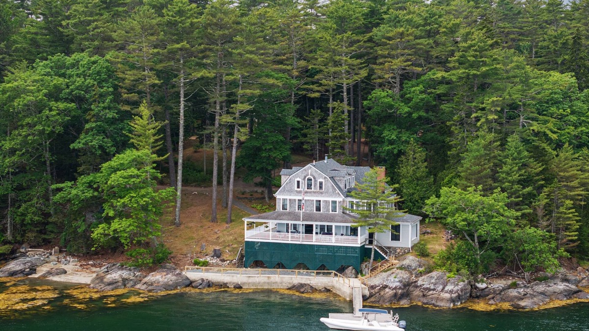 Blue Hill House | Waterside Parker Point Gem with Signature Dining Room & Wrap Around Porch