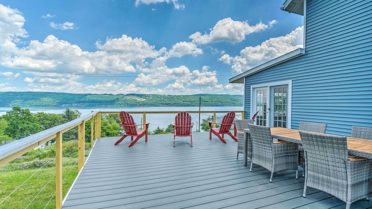 Watkins Glen House | Watkins Glen Lakeview Cottage w/Waterfall!