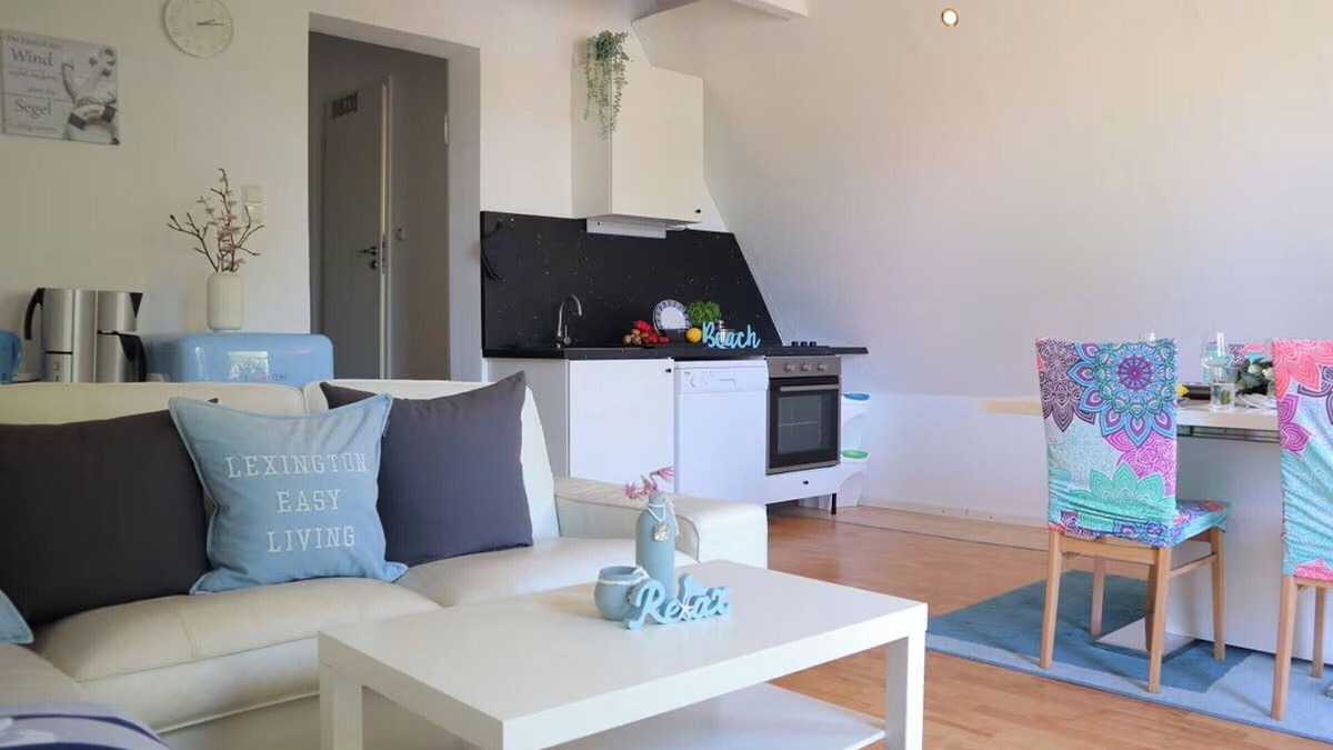 Nordholz Apartment | "Watt'n Dog" - vacation directly on the North Sea dike