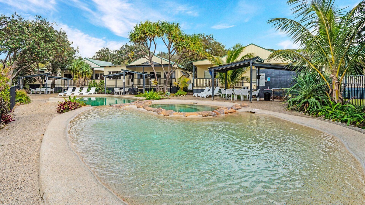 Eurong House | Wattlebird Cottage Eurong Fraser Island