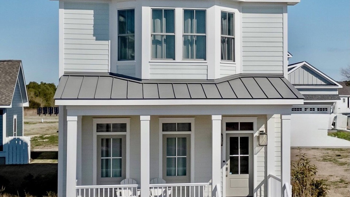 Cape Charles House | Wave Haven @ Cape Charles, a new house near a private beach & nature preserve.