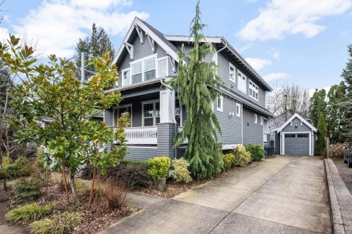 Sellwood-Moreland House | Waverly Place