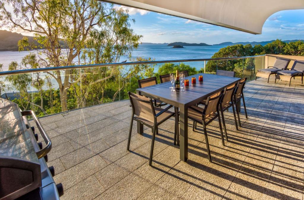 Hamilton Island Apartment | Waves 6 Four Bedroom Breathtaking Ocean Views Central Location And Buggy