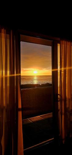 Kaikoura Apartment | Waves Kaikoura Luxury Waterfront Apartment 1