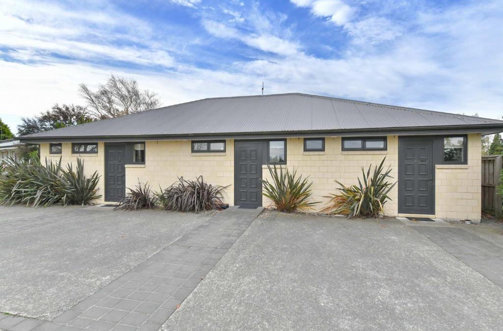 Woodend Hotel | Wayside Motel