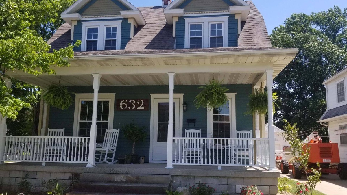 Bellevue House | We are in a small town w/lots to offer but also close to many big attractions!