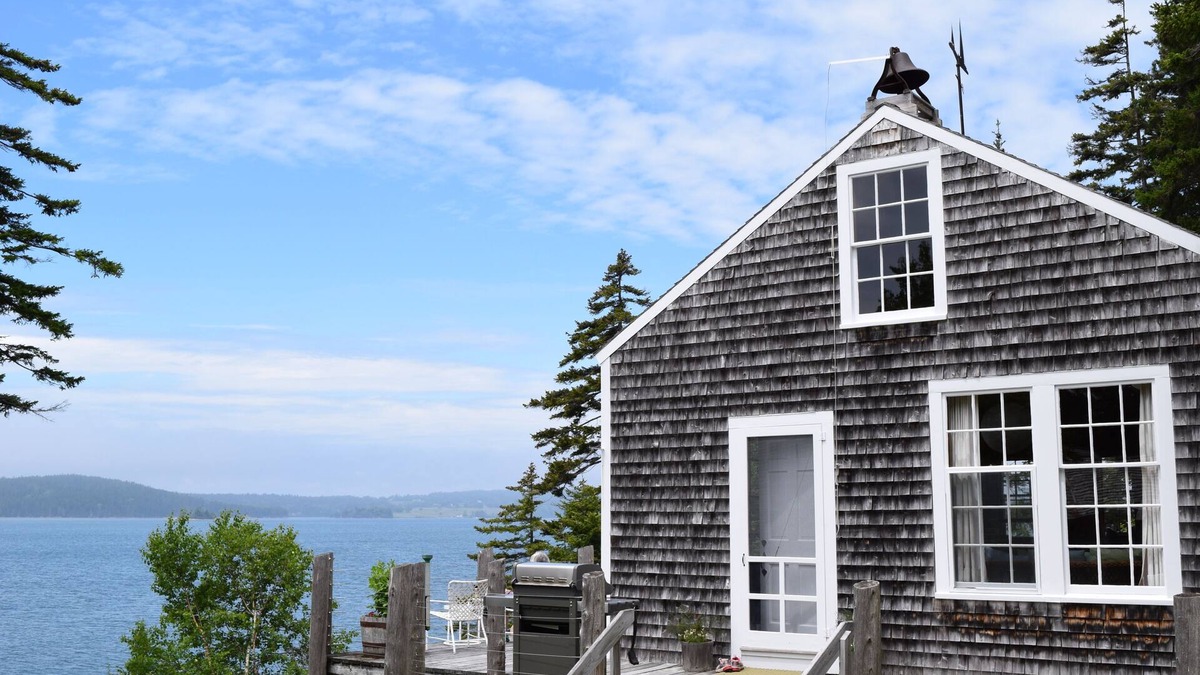 Seal Cove Cottage | WE DO NOT ACCEPT 2026 RESERVATIONS UNTIL JANUARY