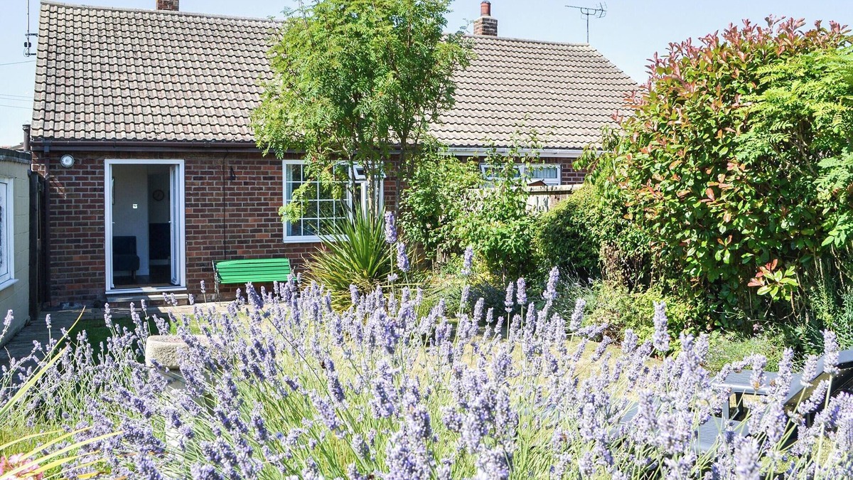 Flamborough Cottage | We just love the garden.