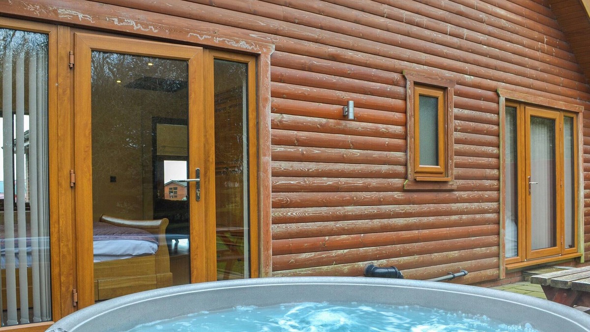 Fitling Cottage | We love the location of this lodge park within the East Riding of Yorkshire.