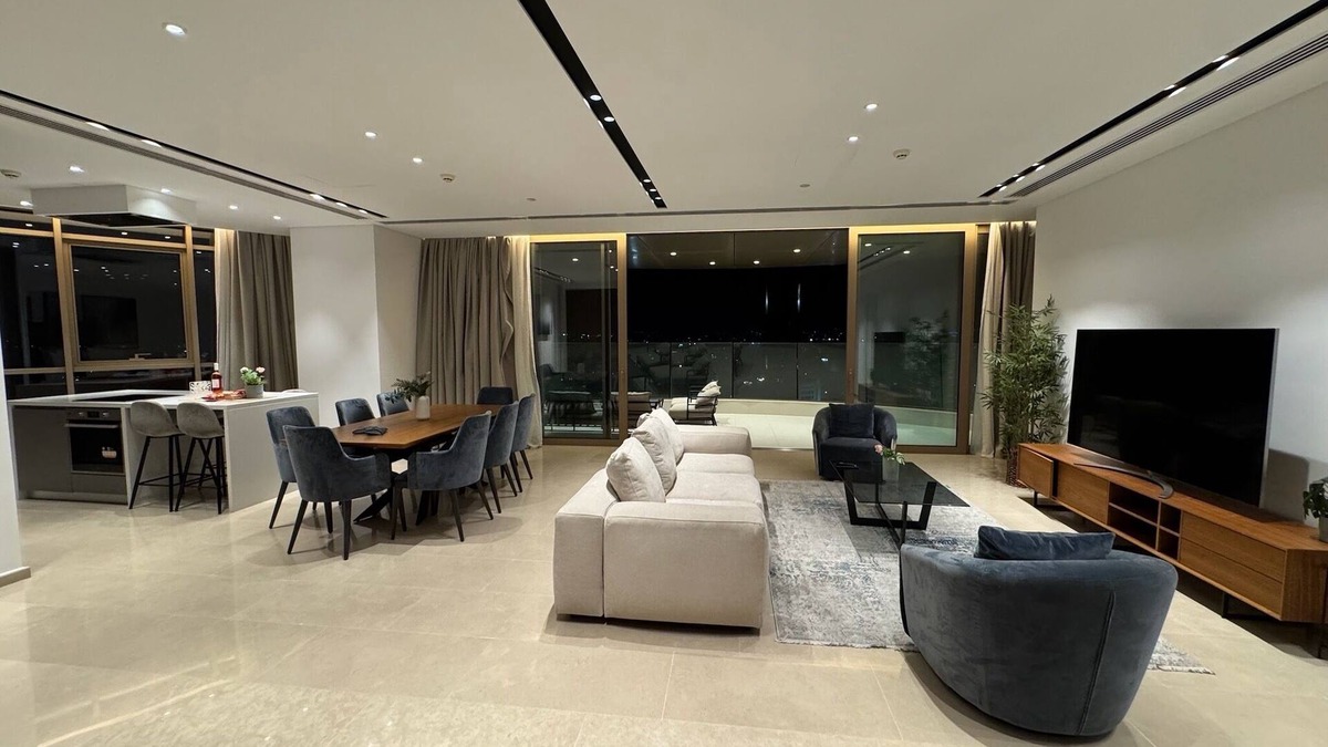 City Centre Apartment | WealthyStays: Luxury City Escape