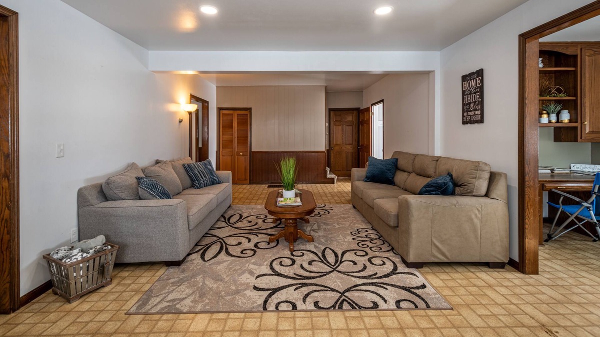 Millersburg House | Weaver Ridge Manor | 3 Bed, 2 Bath