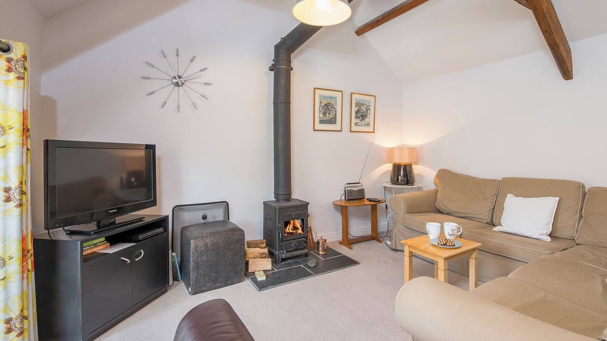 Narberth House | Weavers Cottage, Holiday Property Llanmill, Nr Narberth, Sleeps 4, 2 bedrooms, bathrooms
