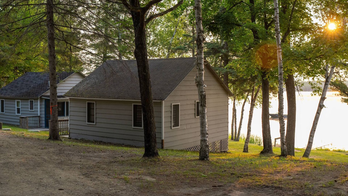 Hackensack Cabin | Webb Lake, Hackensack, Northern MN - 2 Bedroom, Sleeps 4 - Cabin #2 Blue Water