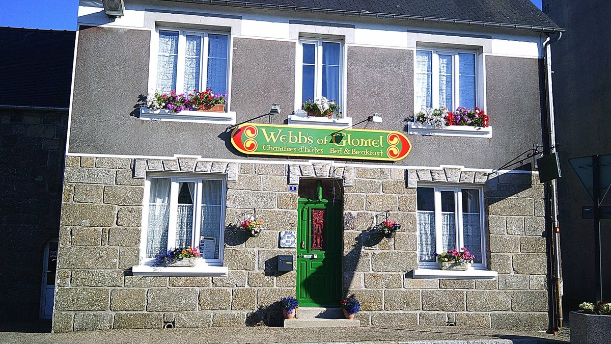Glomel Bed & Breakfast | Webb's of Glomel