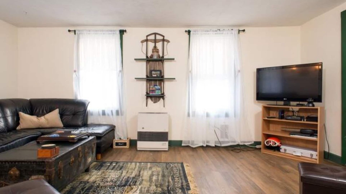 Franklin House | Webster Lake Getaway!