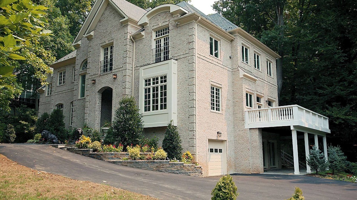 McLean Apartment | Wedding Venue - Charming 1-bedroom apartment bucolic McLean Cable WiFi, No Steps