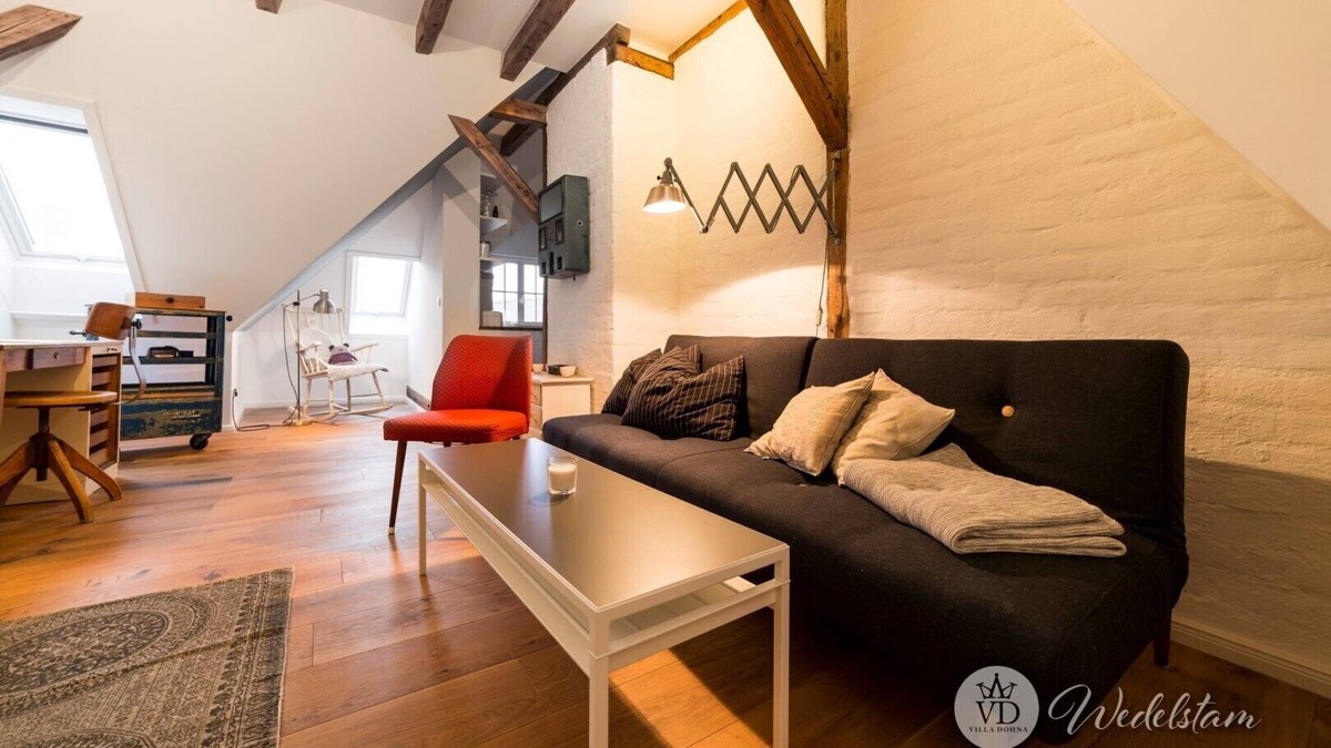 Sud Apartment | Wedelstam. Vacation on two levels. For up to 5 people