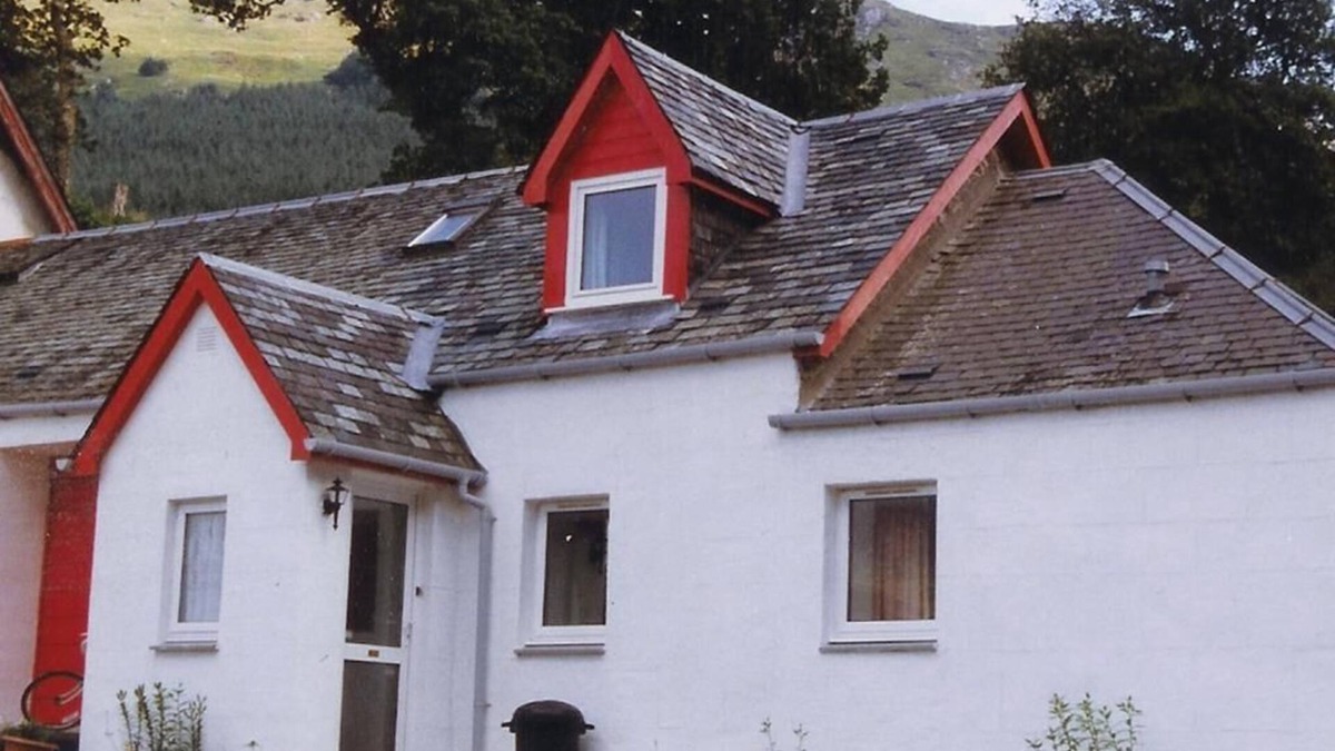 Crianlarich Cottage | Wee cottage at Inverardran House