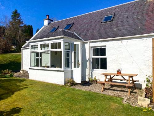 Whiting Bay House | Wee Silverburn