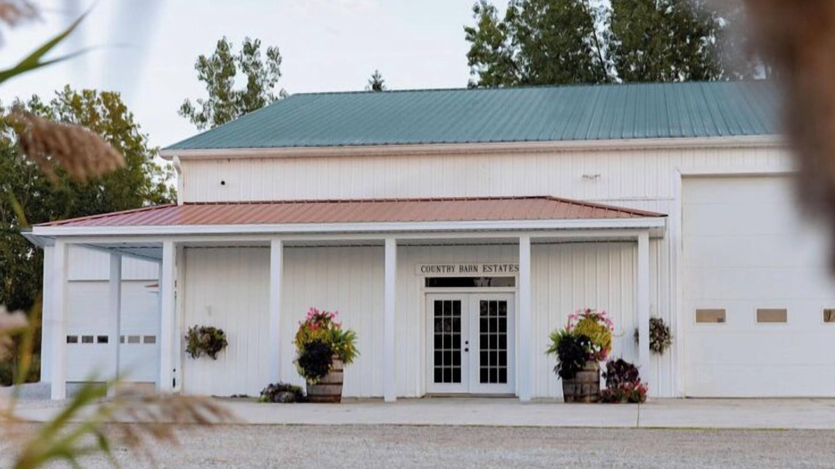 Duplain House | Weekend Bungalow and Event Venue