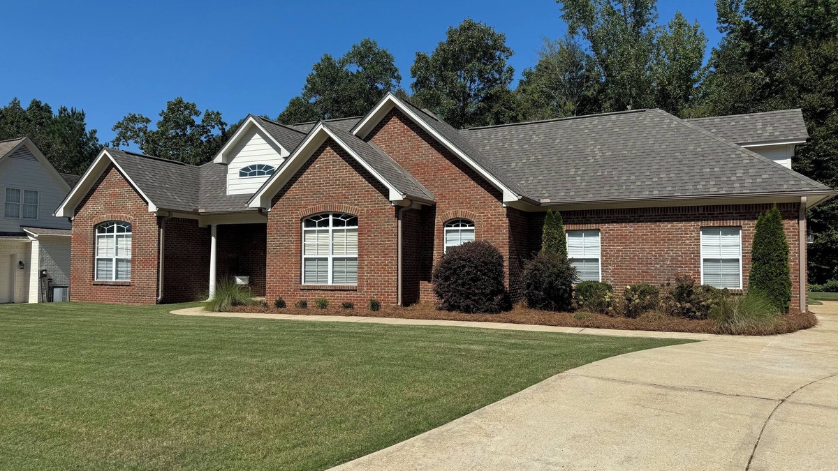 Oxford House | Weekend Rental for Ole Miss Football/Baseball, Graduation, Double Decker & More!