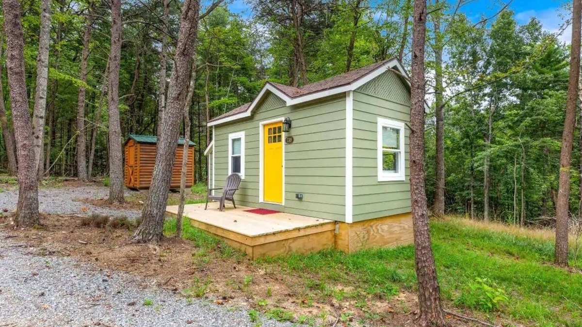 Ironto House | Weekend "Wee"treat - Floyd County Tiny House