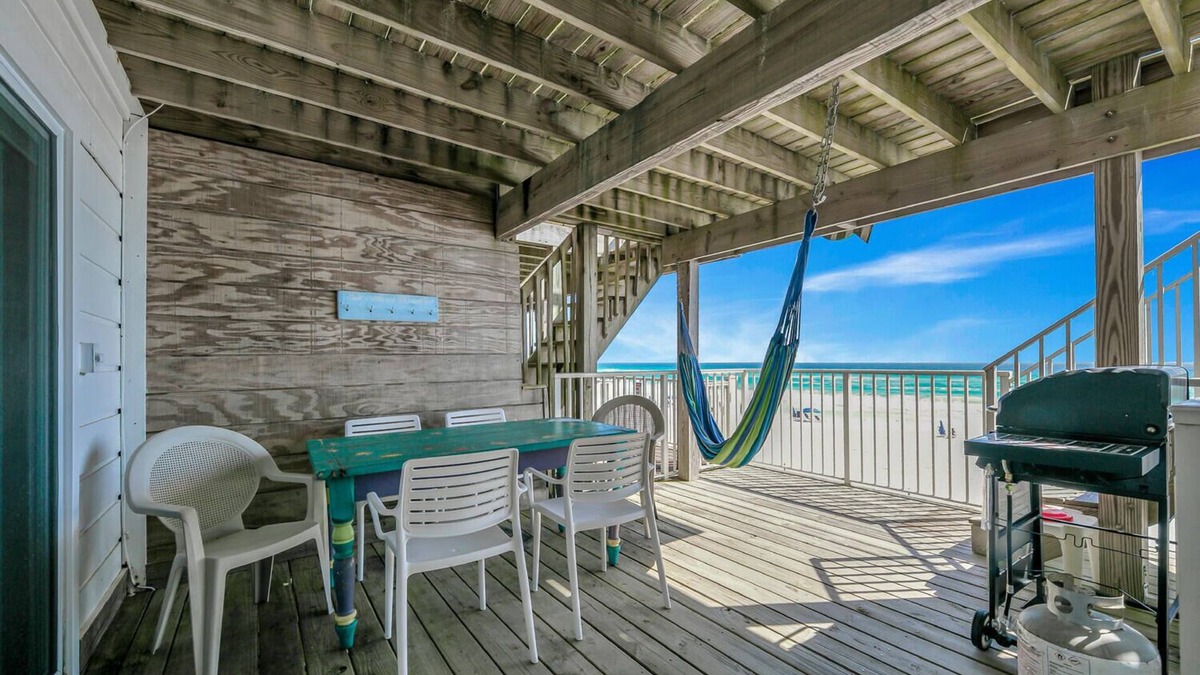 Delos Apartment | Weekender by AvantStay | Gorgeous BEACH FRONT Home w/Ocean View